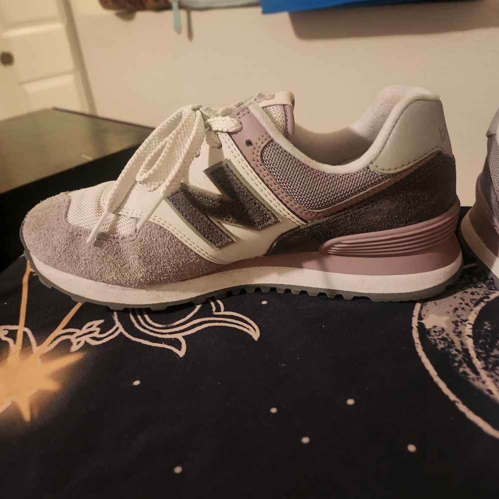 New Balance Women's 574 V2 Kaleidoscope Sneaker